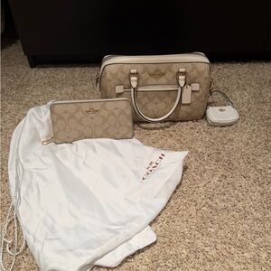 Coach khaki purse set